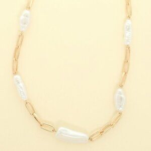 Baroque Pearl Necklace